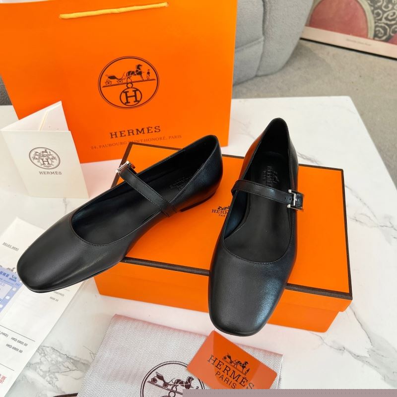 H**mes flat shoes
